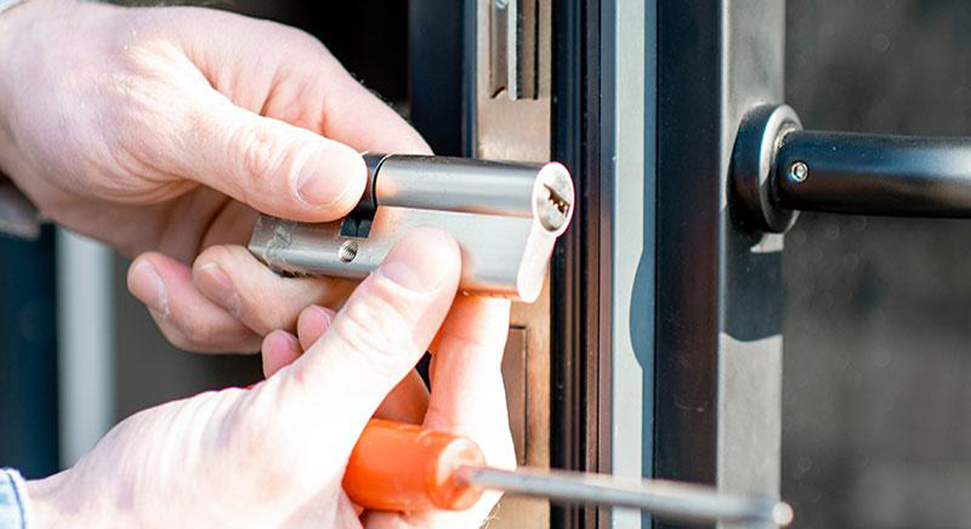 remplacement serrure Pont-a-Mousson